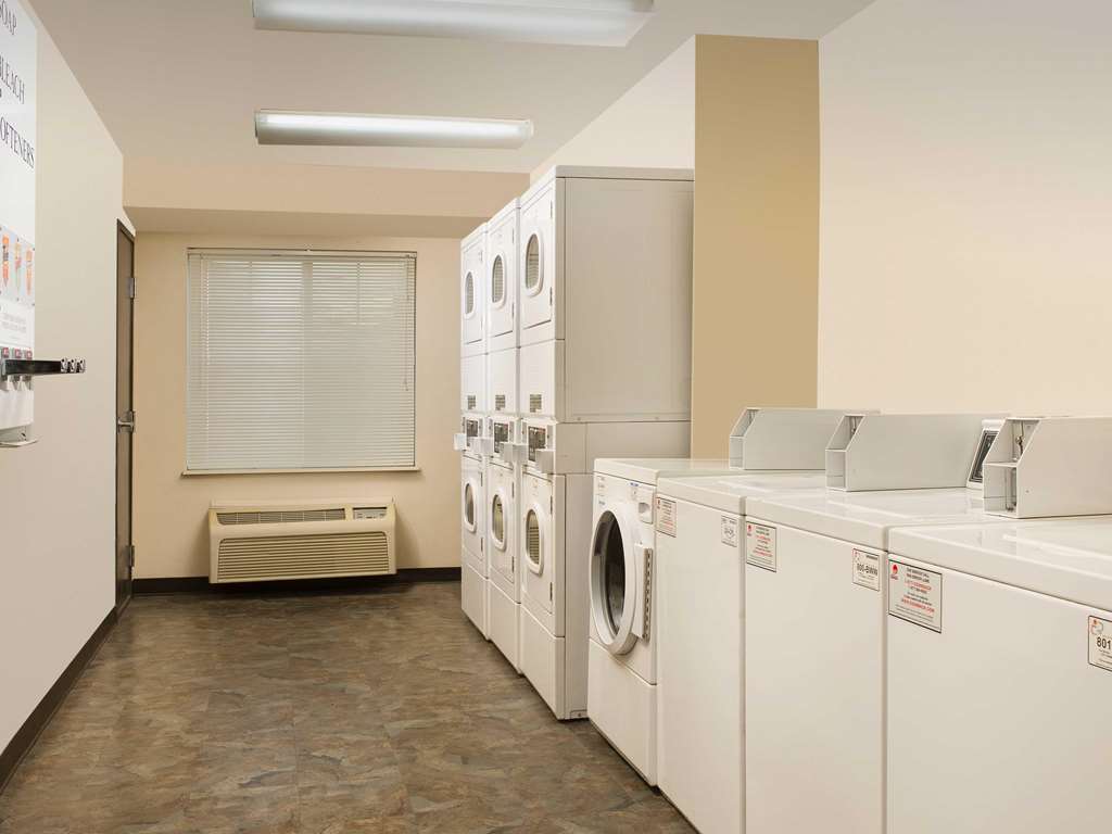 Woodspring Suites Ankeny Des Moines Létesítmények fotó
